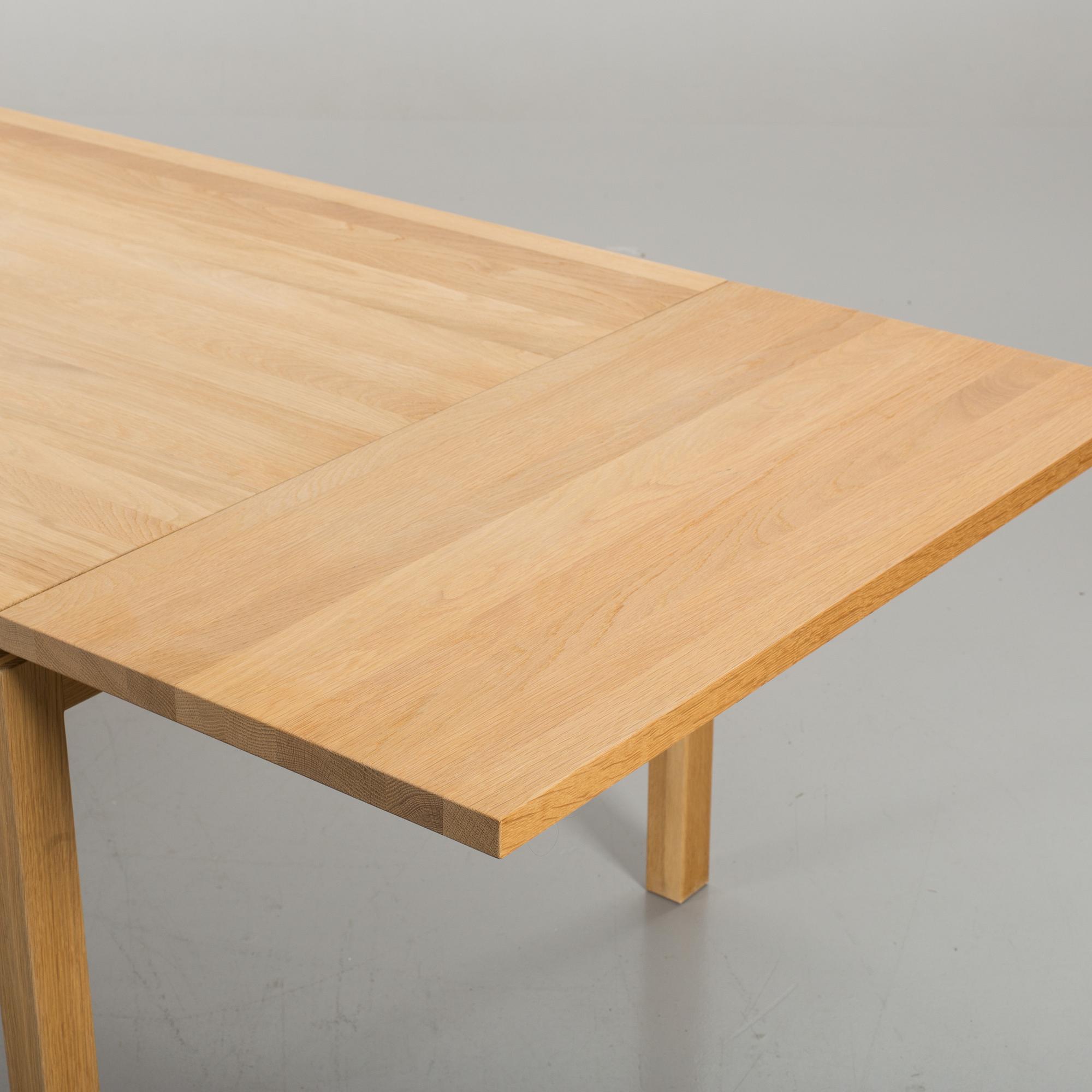 MATBORD, "Slitz", Möbelsnickarmästare Håkan Johansson, Olby Design sent 1900-tal.