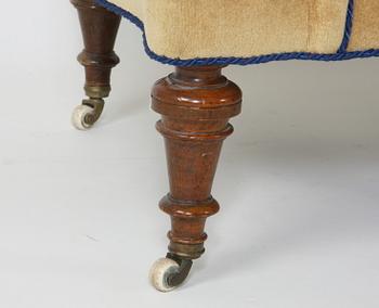 FÅTÖLJER, ett par. Oscarianska, 1800-talets slut.