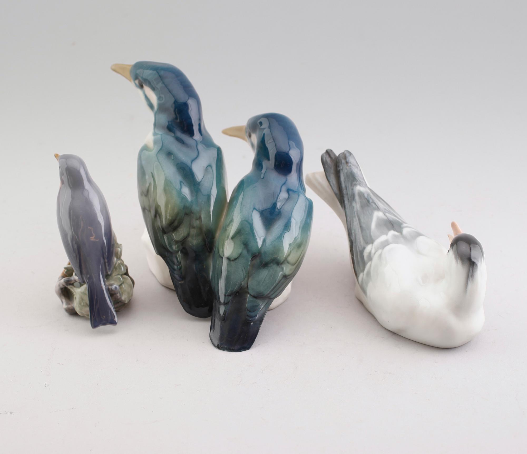 FIGURER, 3 st, porslin, Rörstrand samt Royal Copenhagen, 1900-talets första hälft.