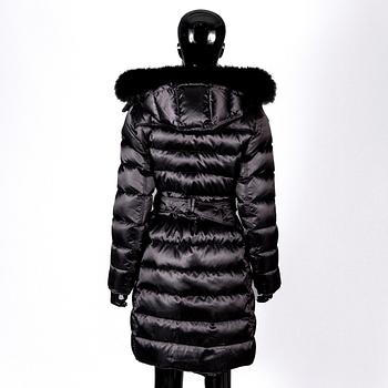 DUNJACKA, Burberry.