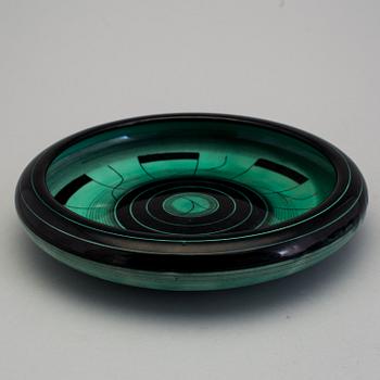 ILSE CLAESSON, "Serie V", skålar 2 st, assietter 7 st, och vas, flintgods. Rörstrand 1930-tal.