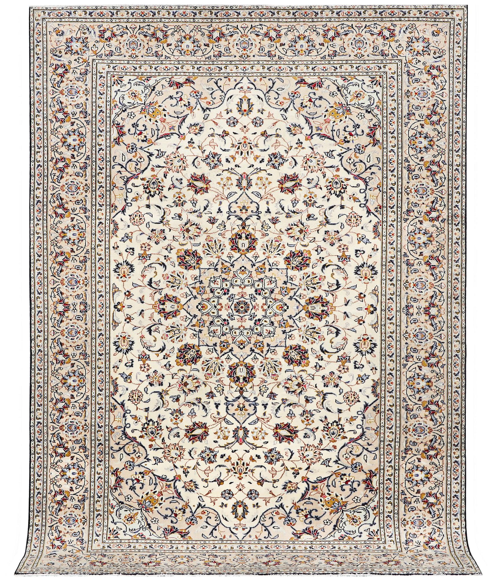 Matta, Keshan, ca 296 x 193 cm.