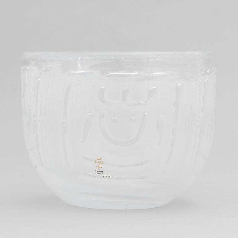 Bengt Edenfalk, a 'Thalatta' glass bowl, Skruf, signed.