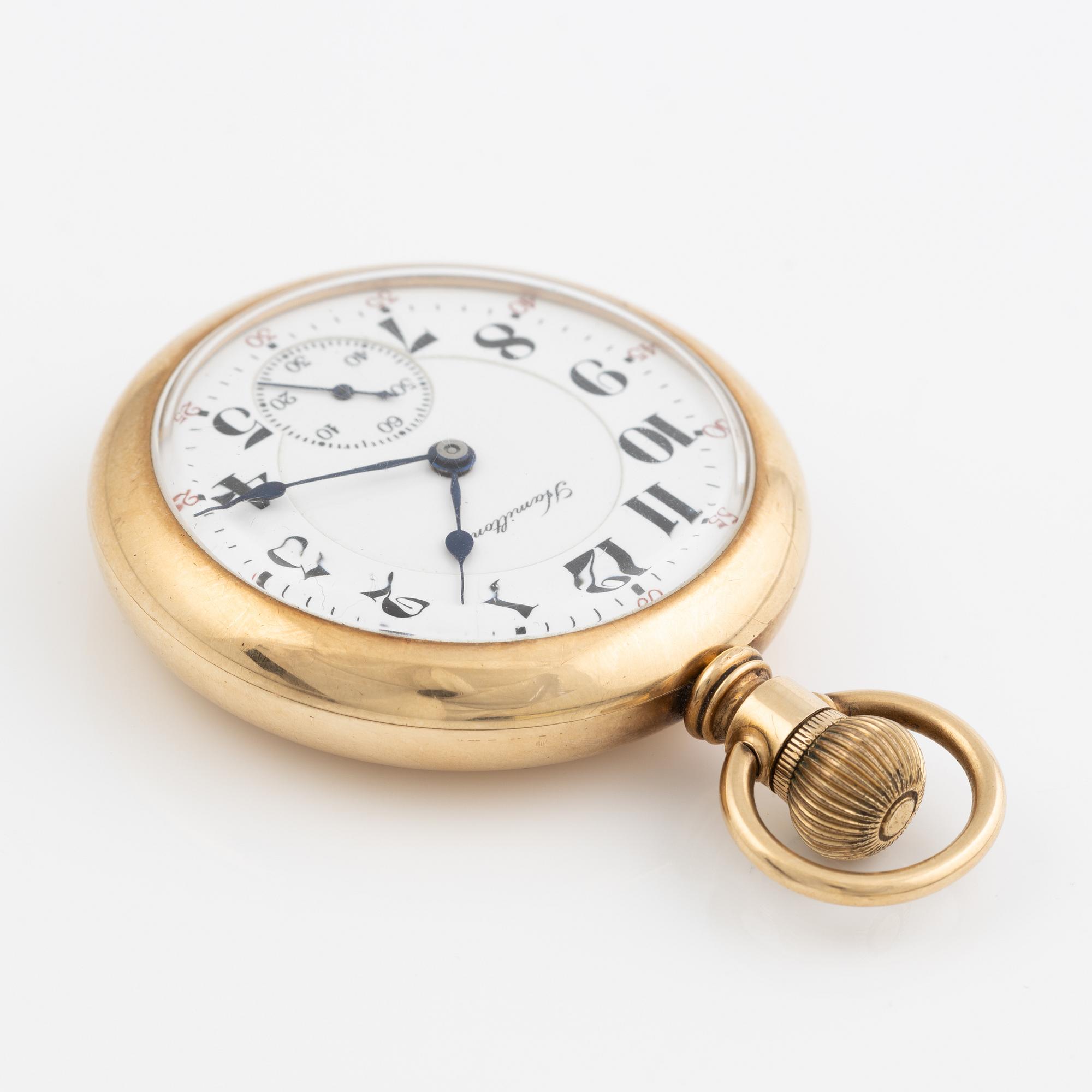 Hamilton, pocket watch, 14K gold with chain in 18K gold, 51 mm.