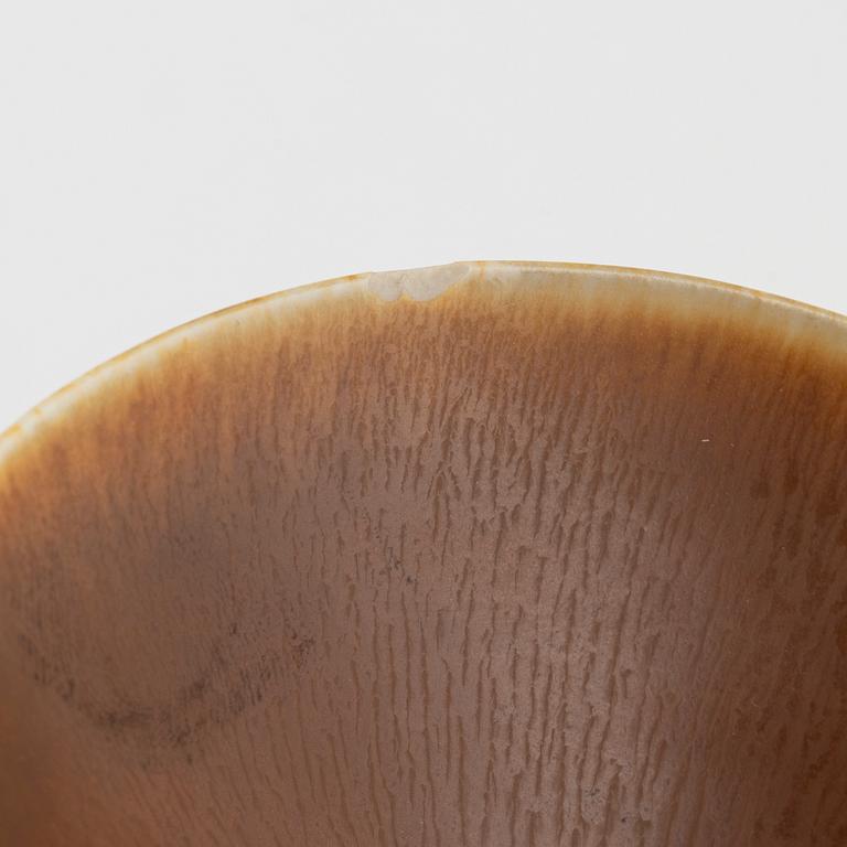 Berndt Friberg, a set of two stoneware bowls, Gustavsberg, Sweden.