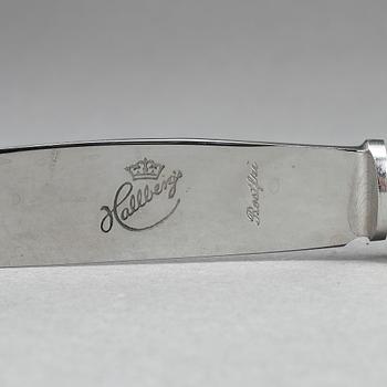 BESTICKSERVIS, 142 delar, silver, C.G. Hallberg, Stockholm, 1940-/50-tal. Vikt exkl delar med stålblad ca 4881 gram.