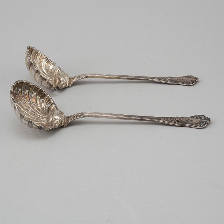 A matched pair of Swedish silver sugar-bowls, mark of JE Torsk and GAB, Stockholm, 1906.