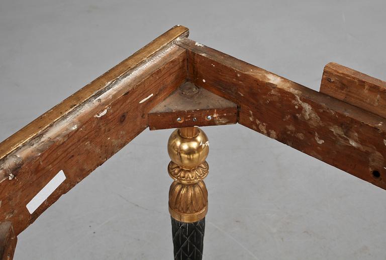 KONSOLBORD, sengustavianskt, tidigt 1800-tal.