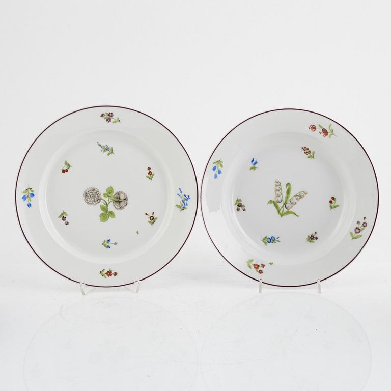 A 92-piece porcelain dinner service, Nymphenburg, Germany.