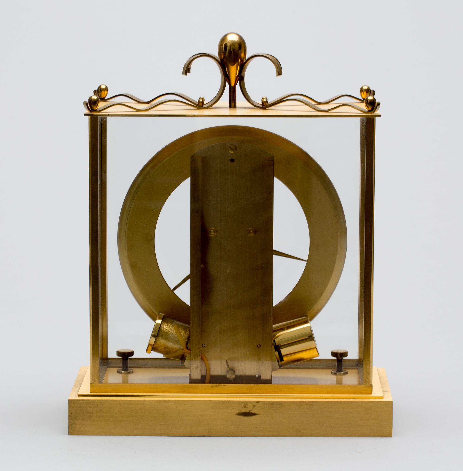 BORDSUR, Junghans Ato, 1900-tal.