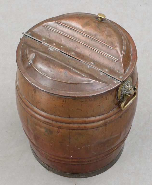 VATTENTUNNA, koppar, 1800-tal.