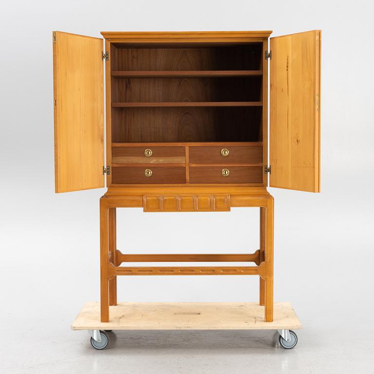 Eugen Höglund, a cabinet, "Tidens Cavalcade", Vetlanda, Sweden, 1953.