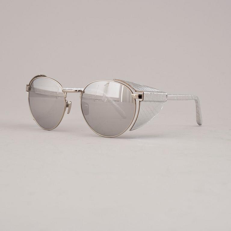 SUNGLASSES, Linda Farrow.