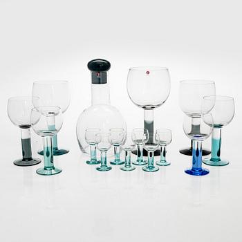 Kerttu Nurminen, dricksglas, servisdelar, 32 st, "Mondo", Iittala, 1900-talets slut.