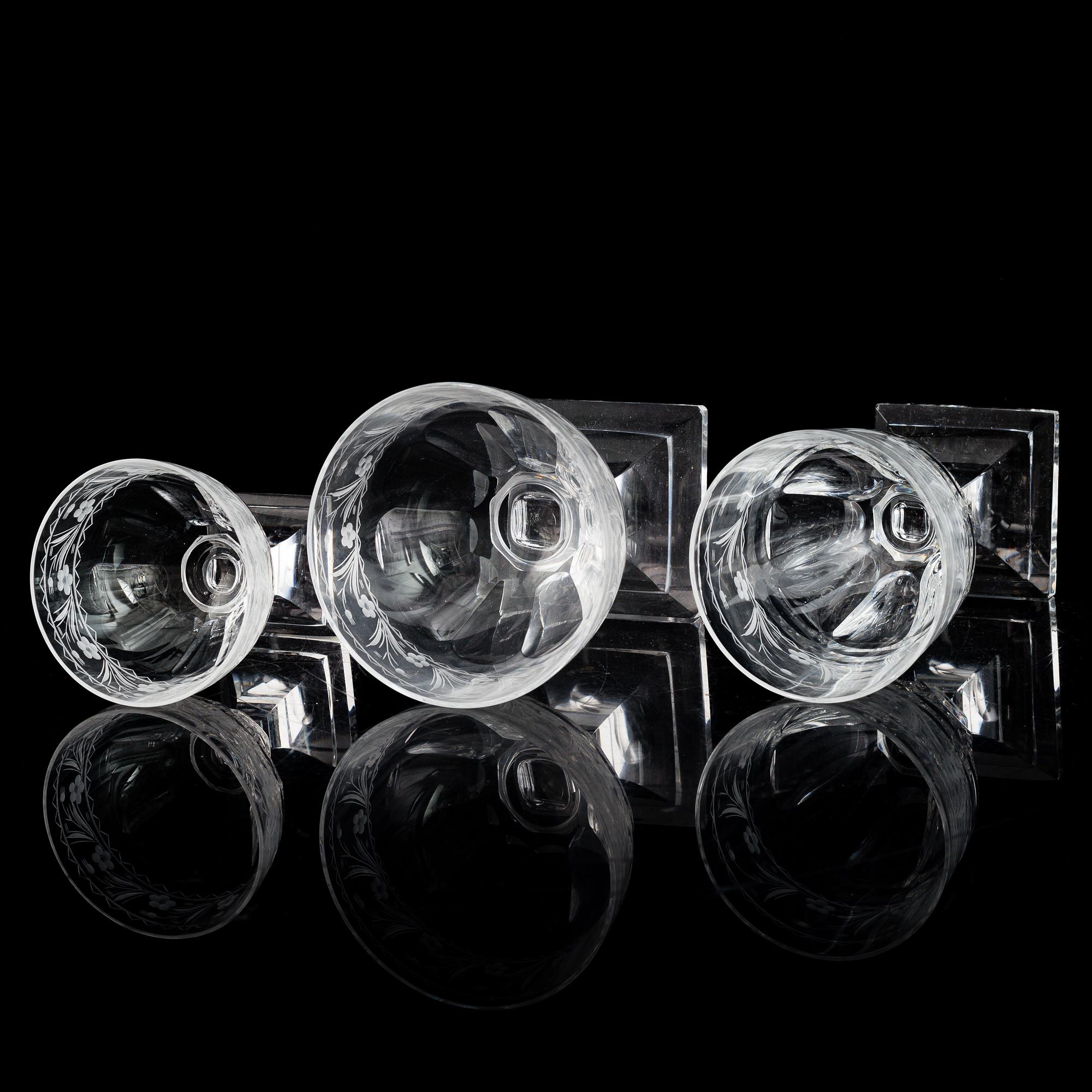 GLASSERVIS, 26 delar. Troligen Kosta, 1900-tal.