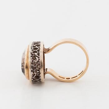 ANDERS HÖGBERG, Göteborg, 1991, a faceted smoky quartz ring.