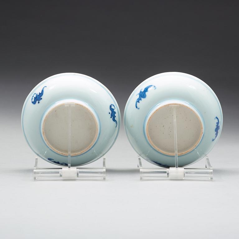 FAT, ett par, porslin, Qingdynastin, Kangxi (1662-1722).