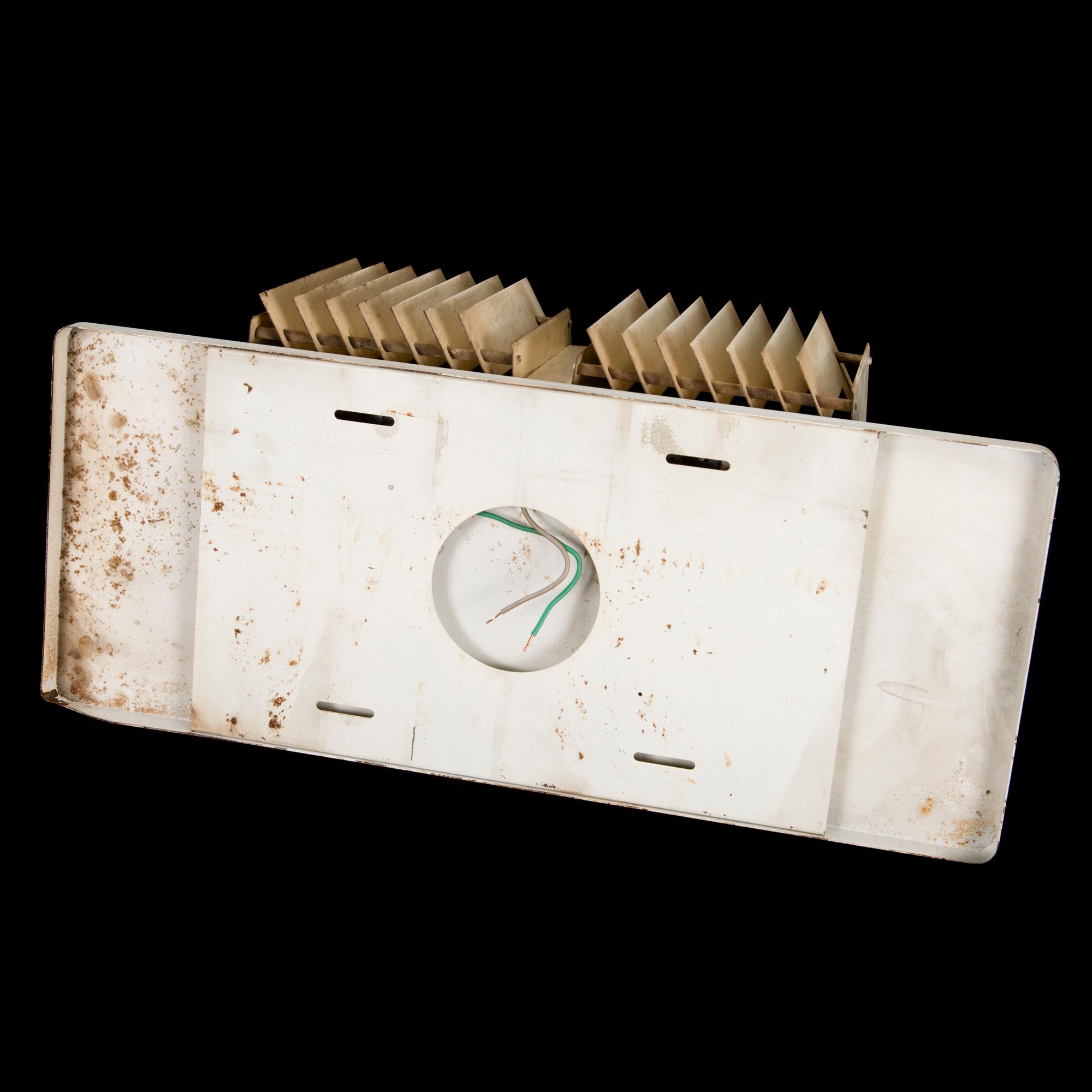 ALVAR AALTO, kattovalaisin, malli AE-7055, Itsu 1960-luku.