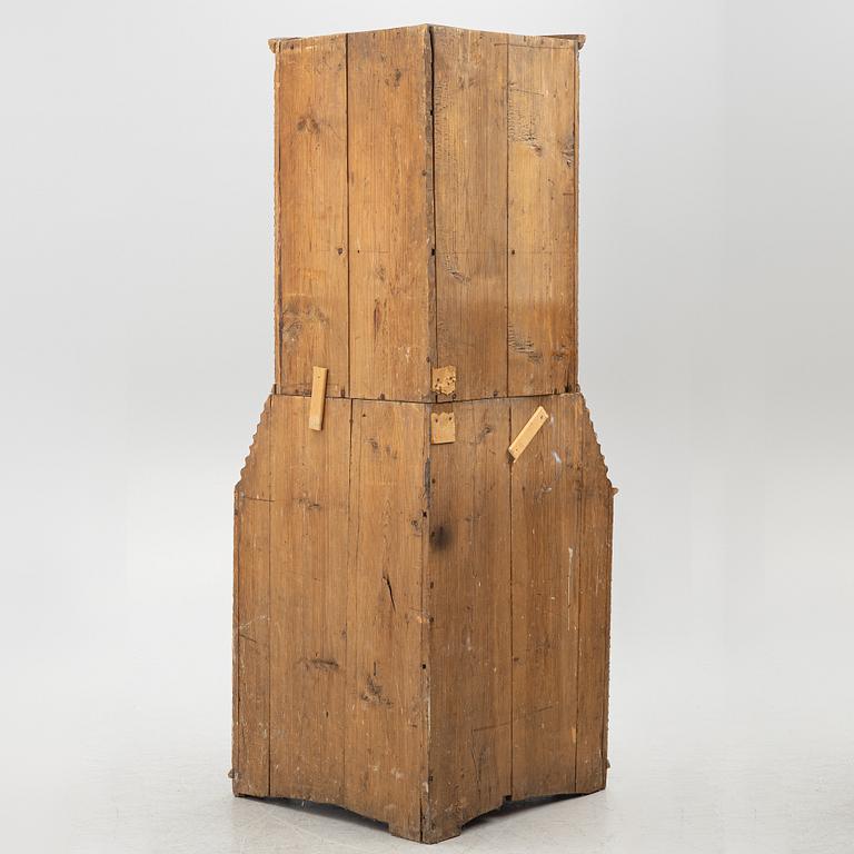 A corner cupboard, probably Värmland, dated 1822.