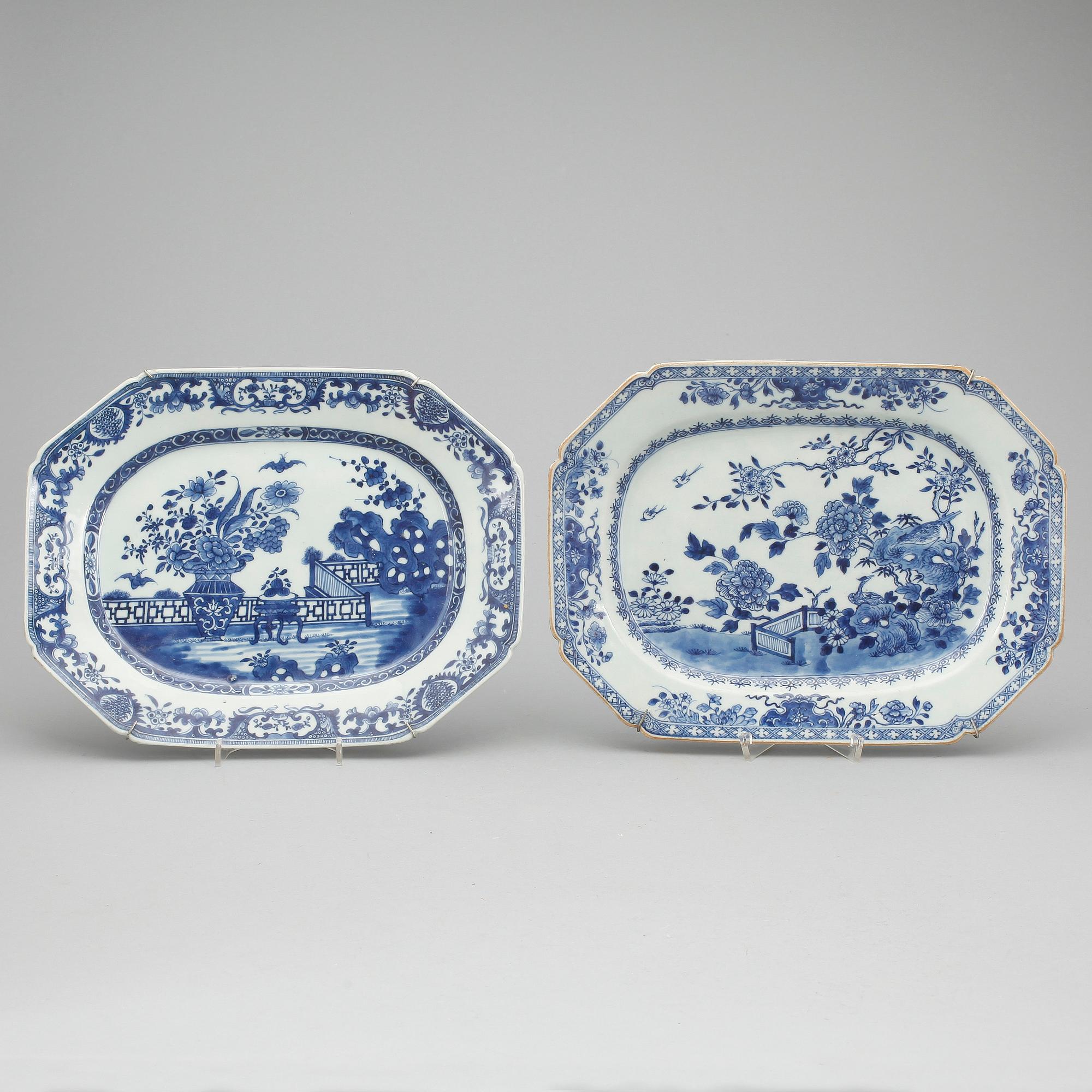 STEKFAT, 2 st, porslin, Qing dynastin, Qianlong (1736-1795).