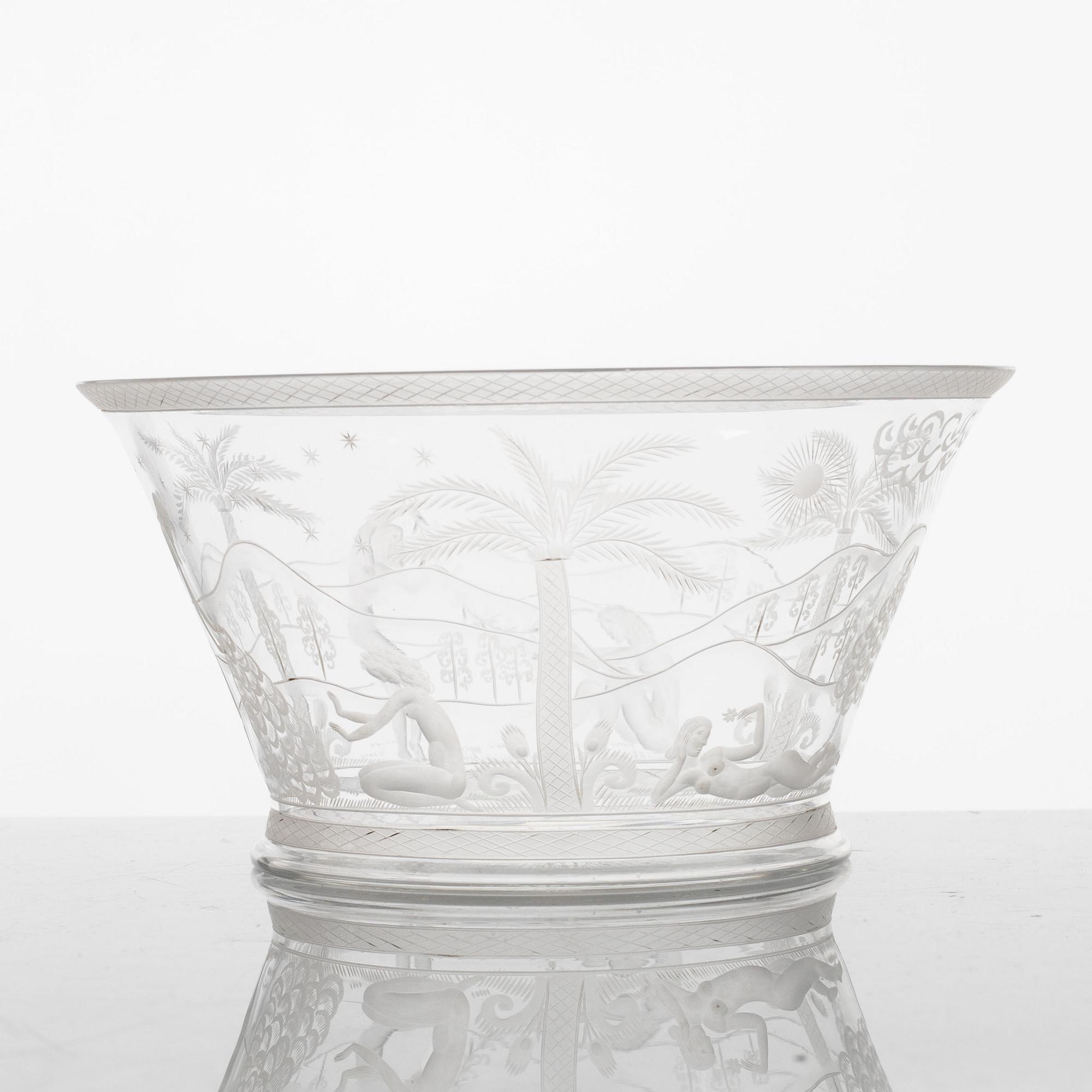 Edward Hald, graverad skål, Orrefors 1926.