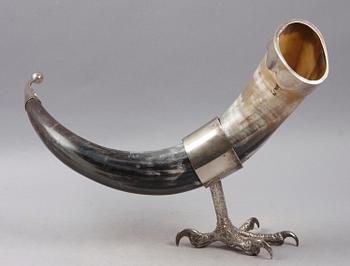 DRYCKESHORN, horn och vitmetall, 1900-talets början.