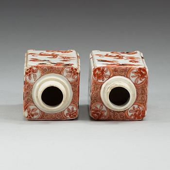 A pair 'European Subject' tea caddies and a dish, Qing dynasty, early 18th Century.