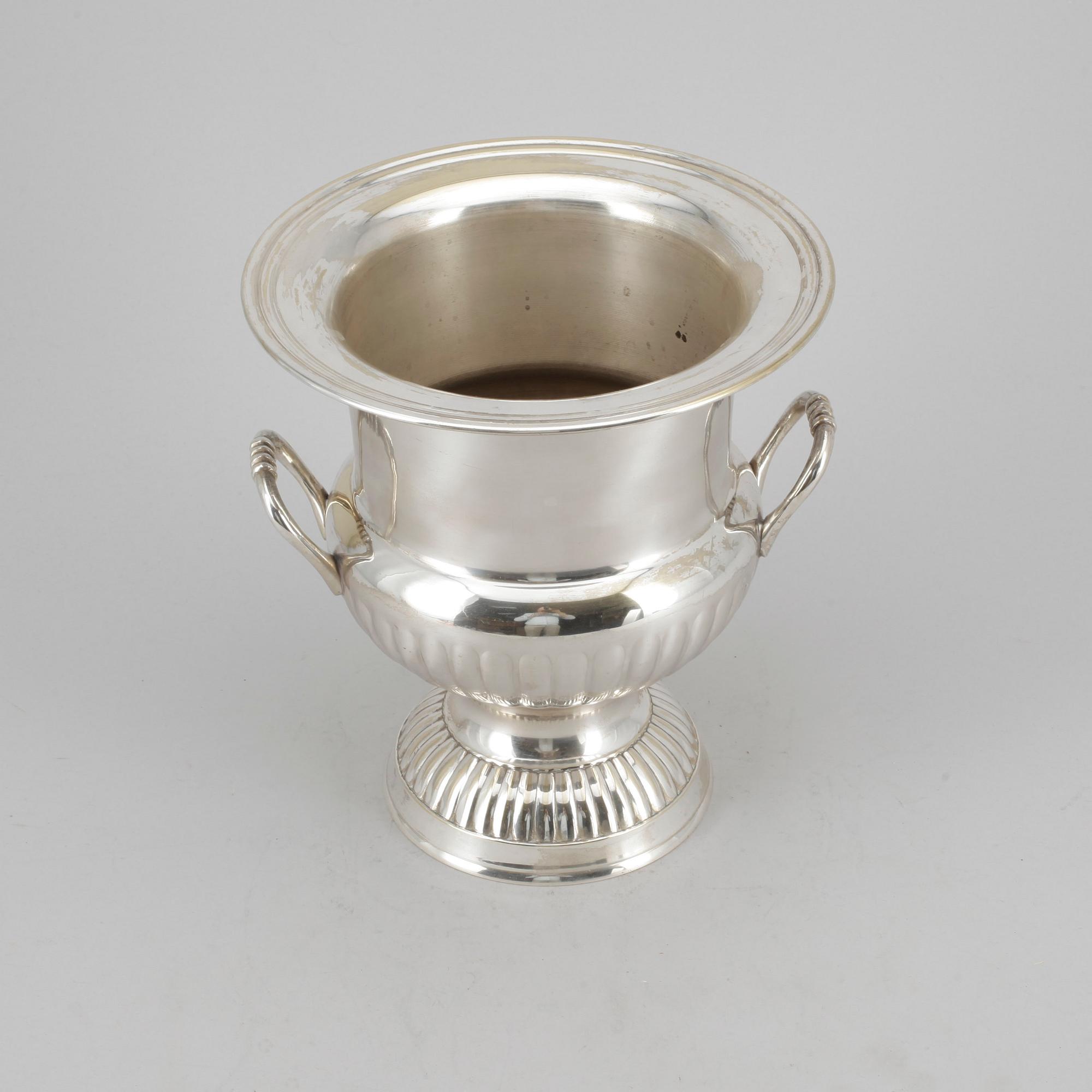 VINKYLARE, nysilver, 1900-talets andra hälft.