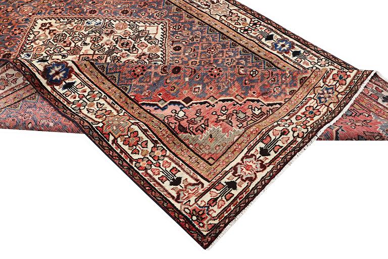 A carpet, Oriental, ca 298 x 164 cm.