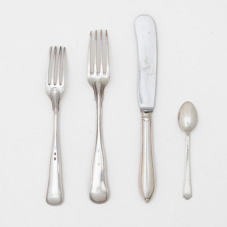 21 pieces of silver cutlery, 20th century.