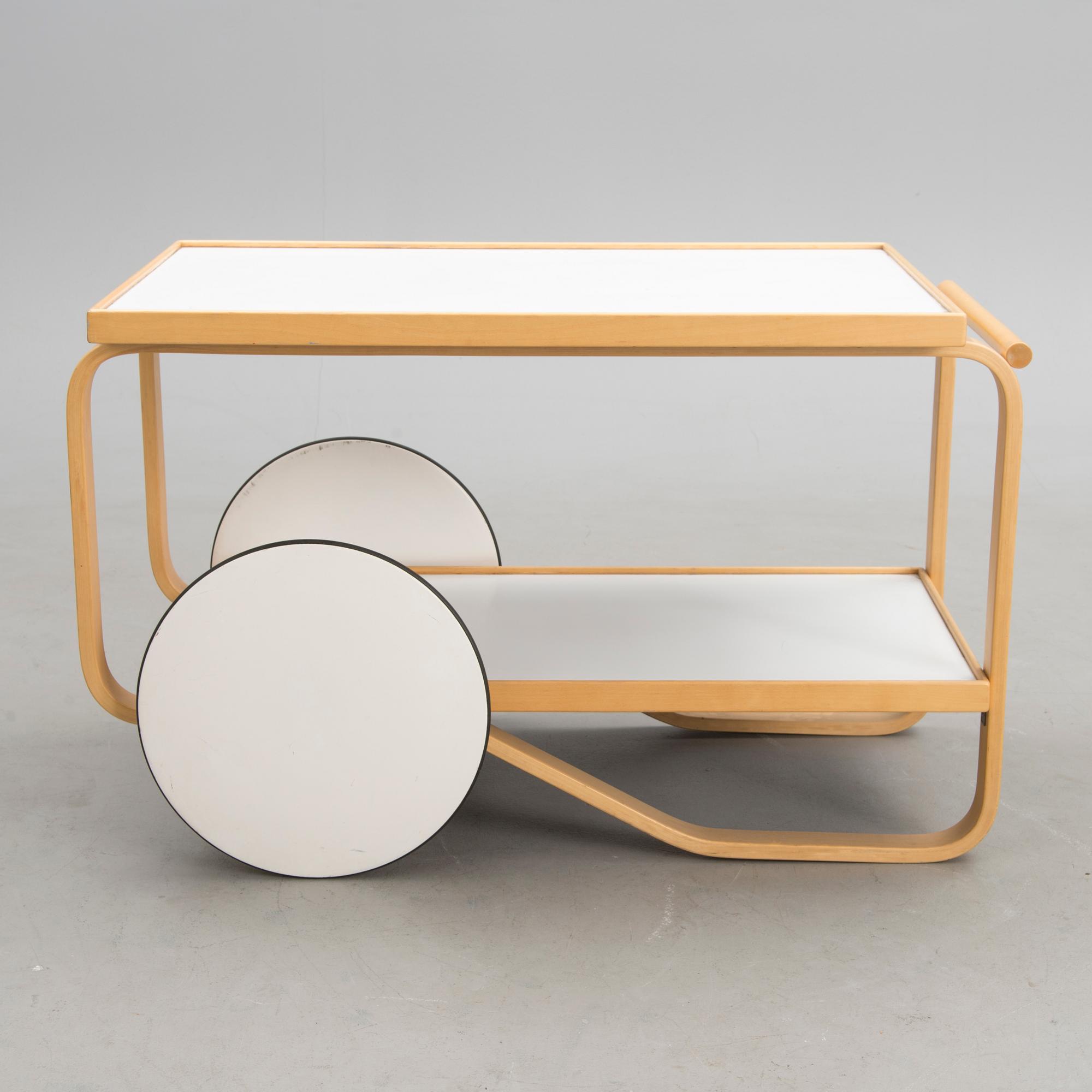 A late 20th century tea trolley 901, for Artek.
