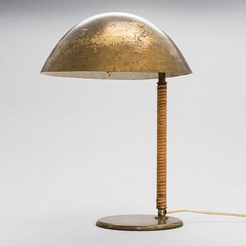 Paavo Tynell, A mid 20th century '9209' table lamp for Taito. Finland.