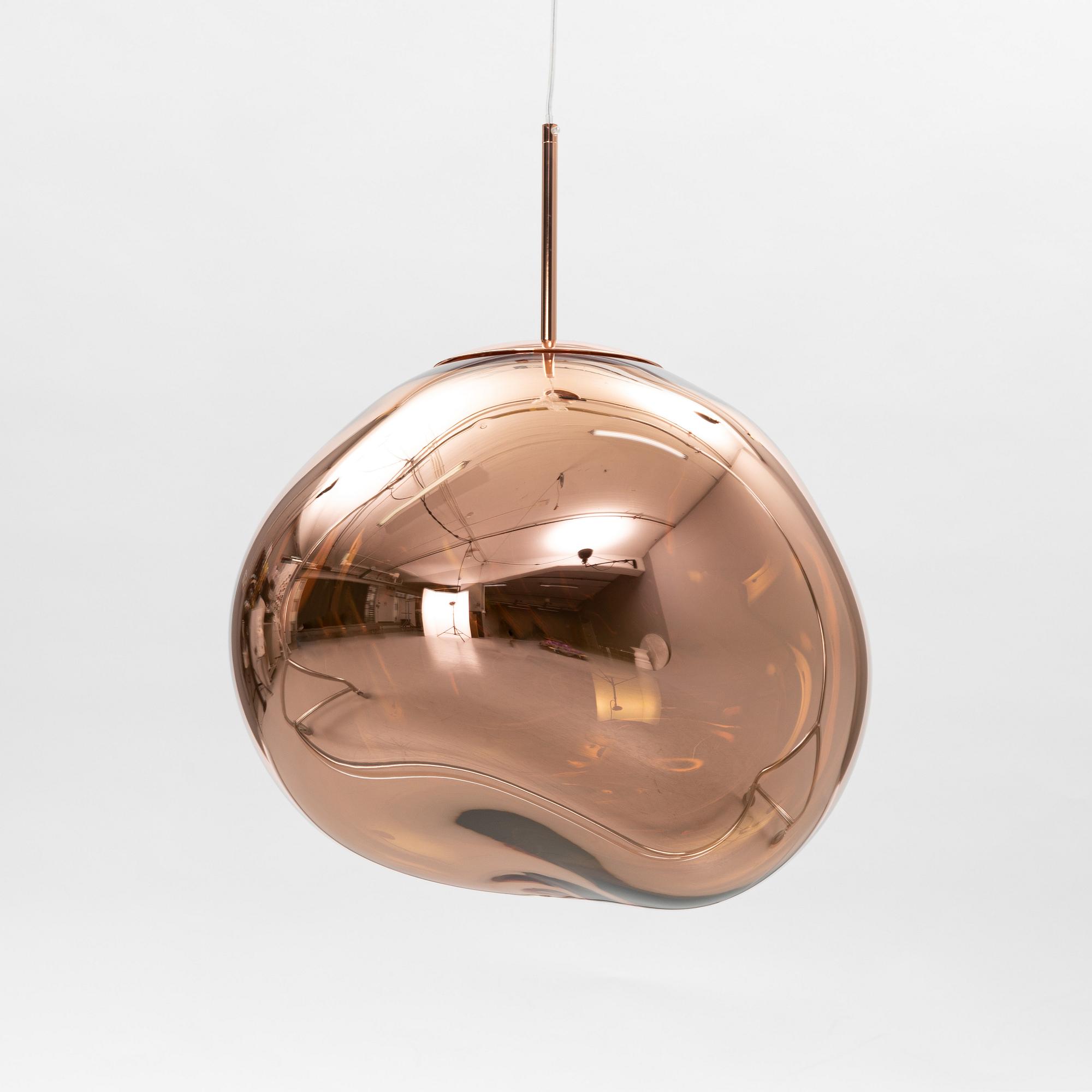 Tom Dixon  a 'Melt pendant' ceiling lamp, designed in 2014.