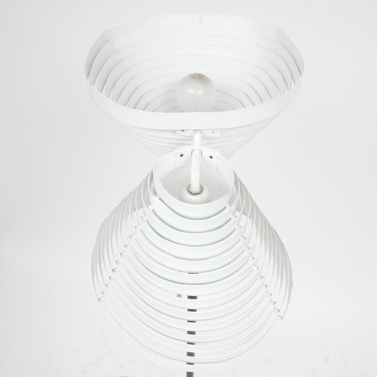 LATTIAVALAISIN, A810, Alvar Aalto, Valaisinpaja. 1980-luku.
