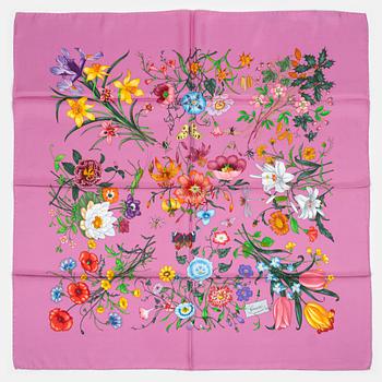 Gucci, a 'Flora' twill silk scarf.