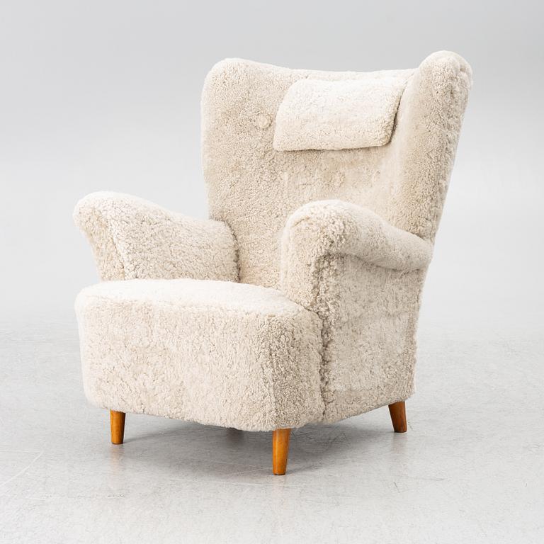 Armchair, first half of the 20th century.