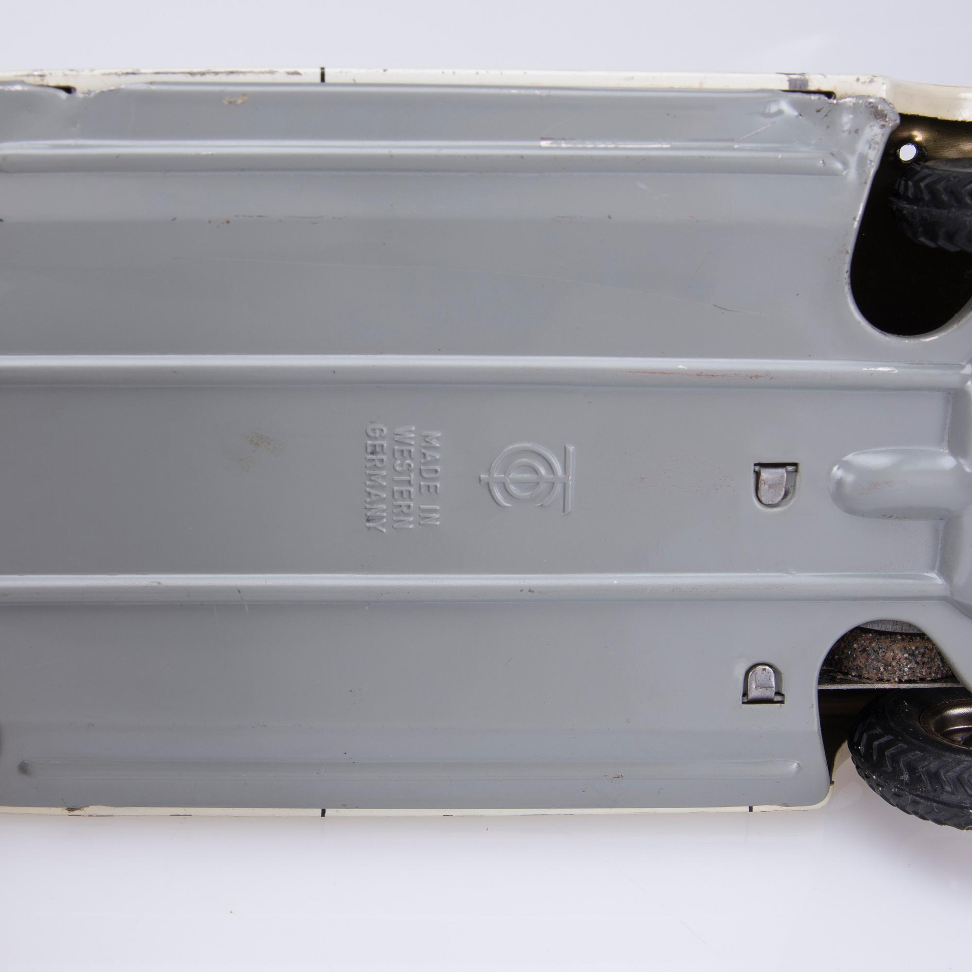 LEKSAKSBILAR, 2 kpl, Schuco och Tipp & Co., Tyskland 1950-60-tal.