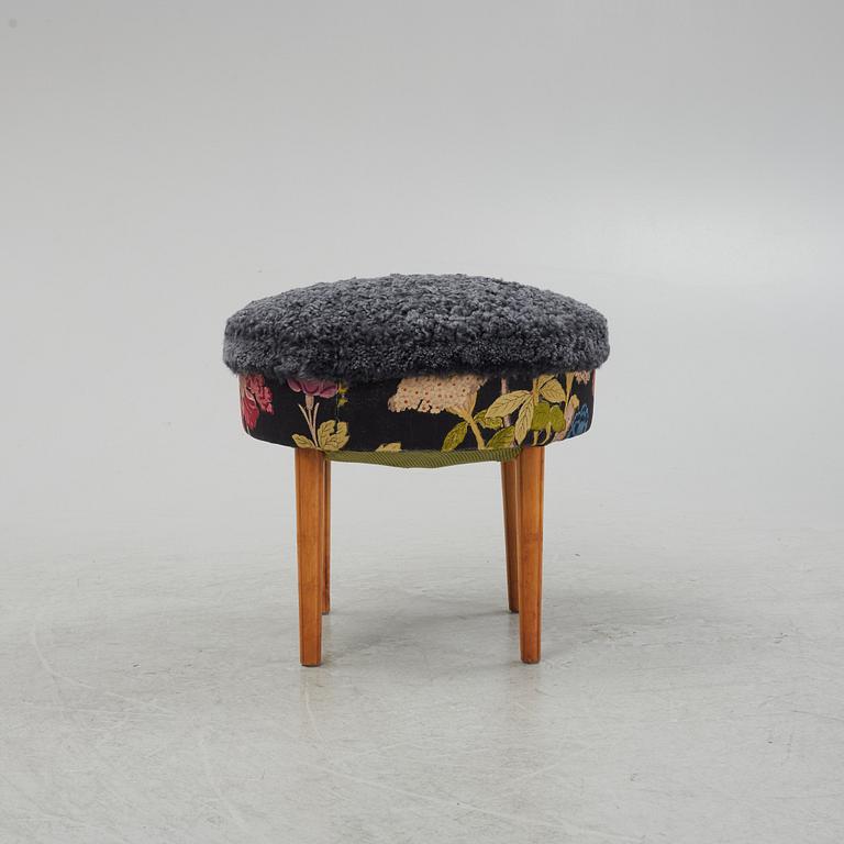 A mid 20th Century stool.