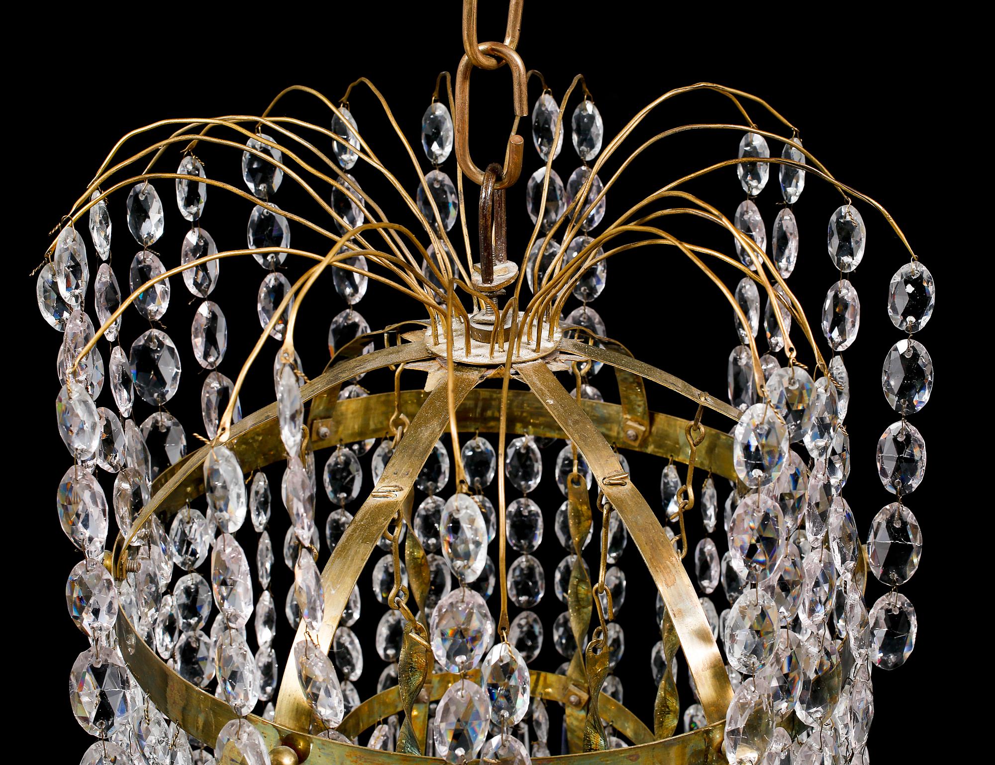 LJUSKRONA, sengustaviansk, omkring år 1800. Höjd 90 cm.