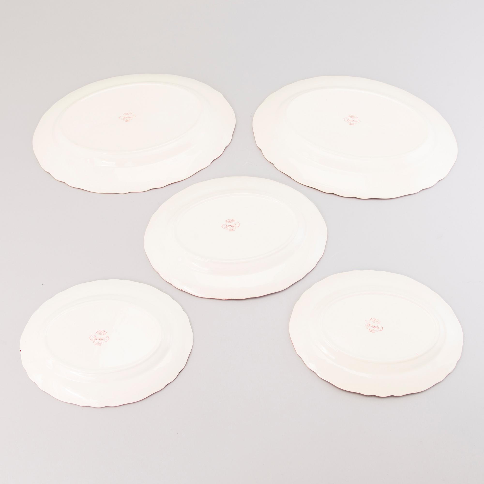 MATSERVIS, 157 delar, flintgods, "Bengali, röd", Rörstrand, 1940-tal.