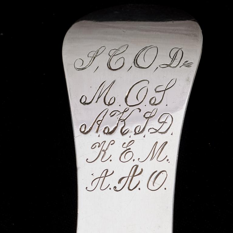 RAGUSKED, av Mikael Hammarberg, Härnösand 1765. Rokoko.