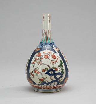 VAS, porslin. Japan 1600-tal.