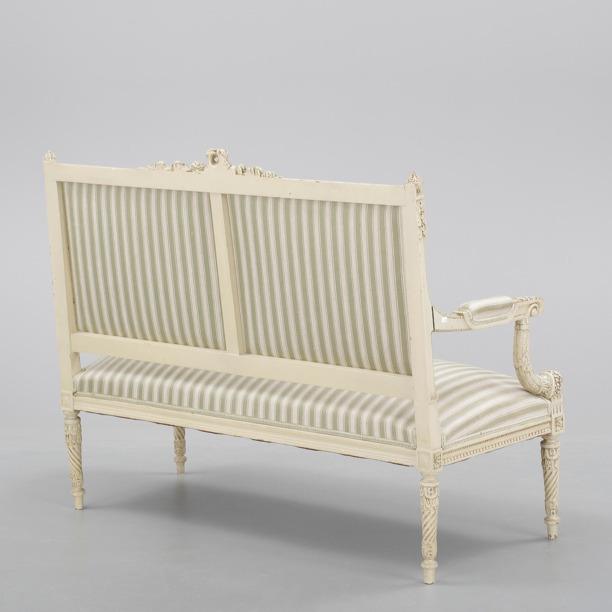 SALONGSGRUPP, 8 delar, Louis XVI-stil, 1900-talets första hälft.