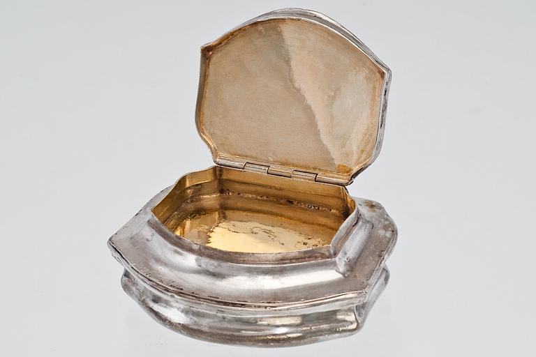 A SNUFF BOX.