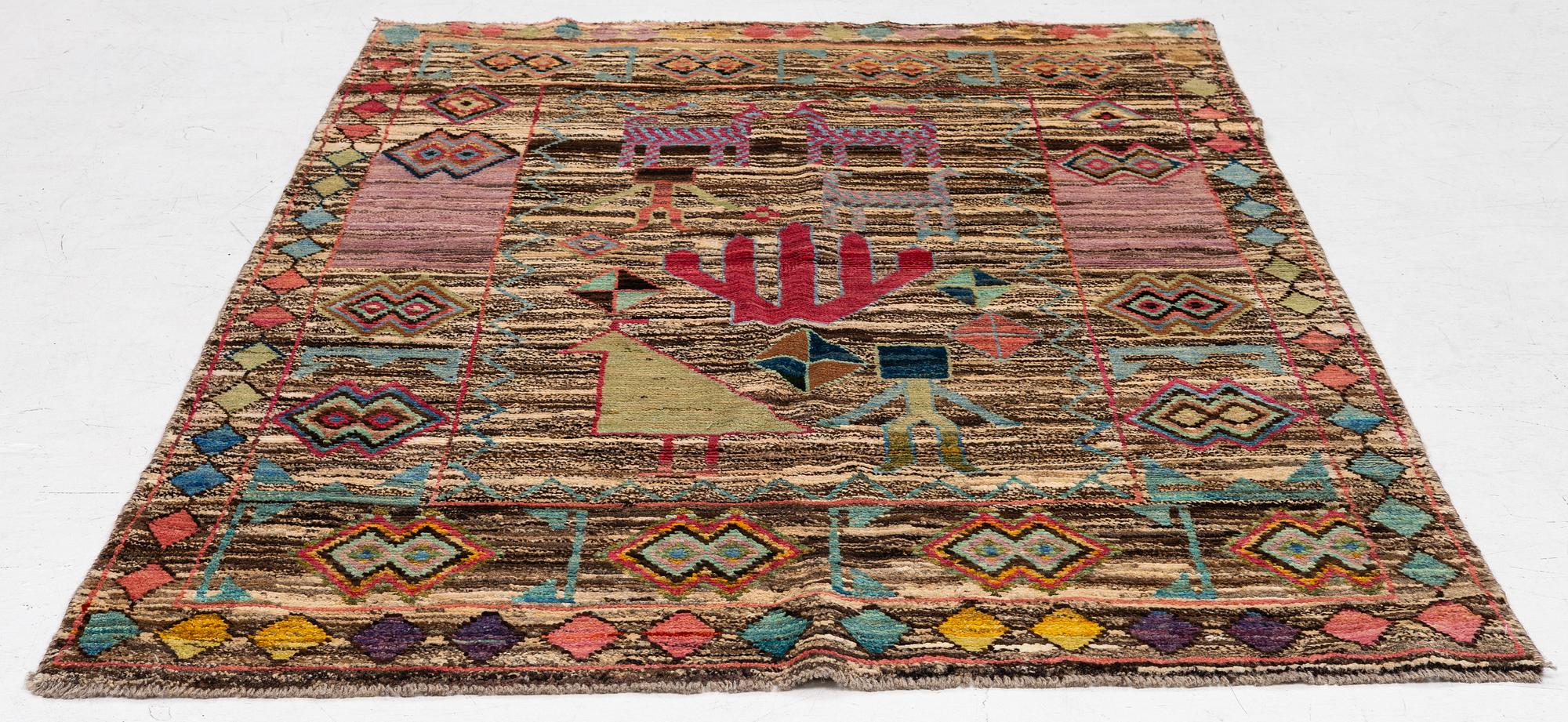 Carpet, Taimany, approx. 185 x 126 cm.