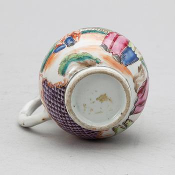 KANNOR, 2 st, porslin, Kina, Qianlong (1736-1795).