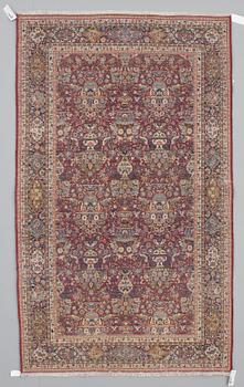 MATTA, orientalisk. Ca 210 x 128.