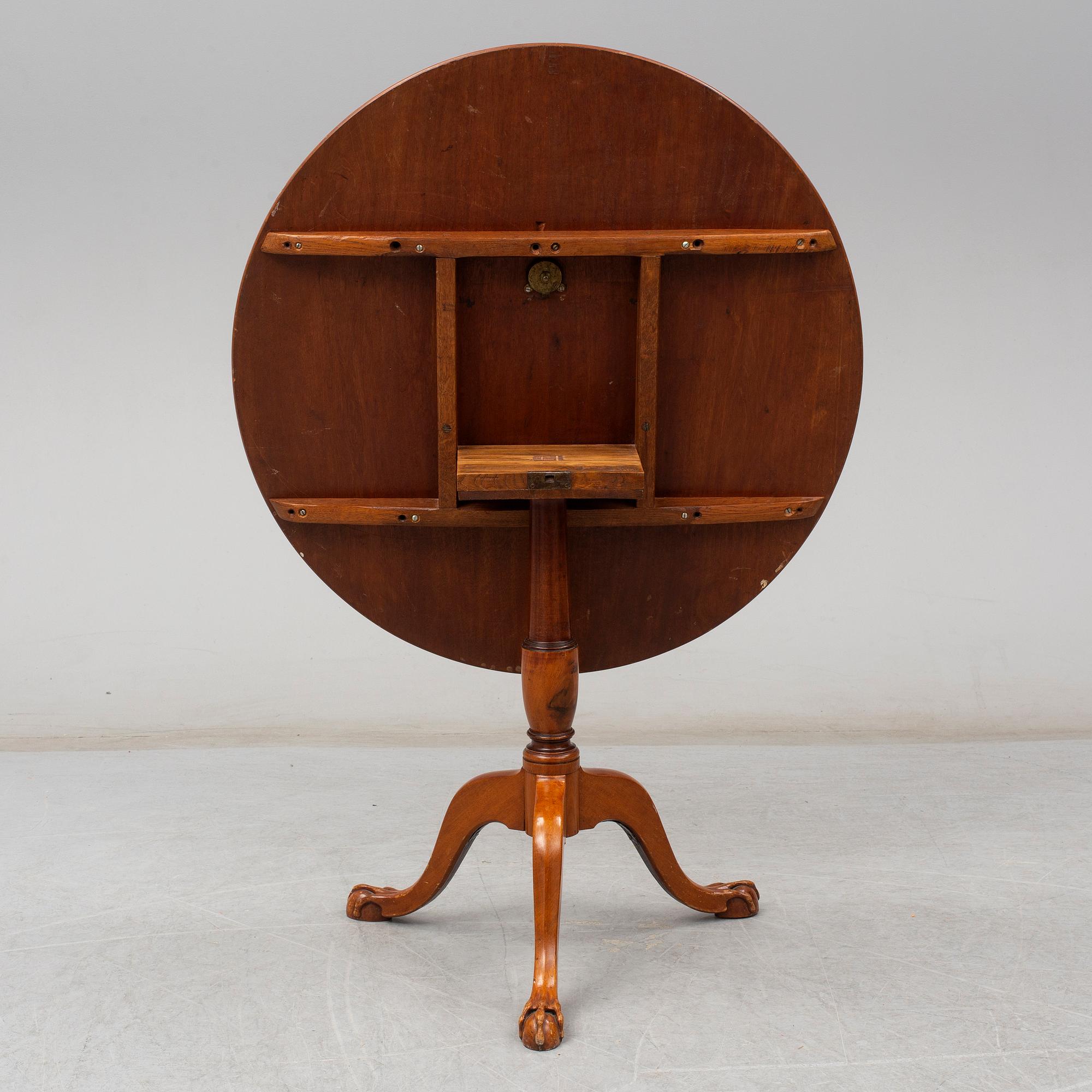 FÄLLBORD, England, 1700-talets slut / tidigt 1800-tal.