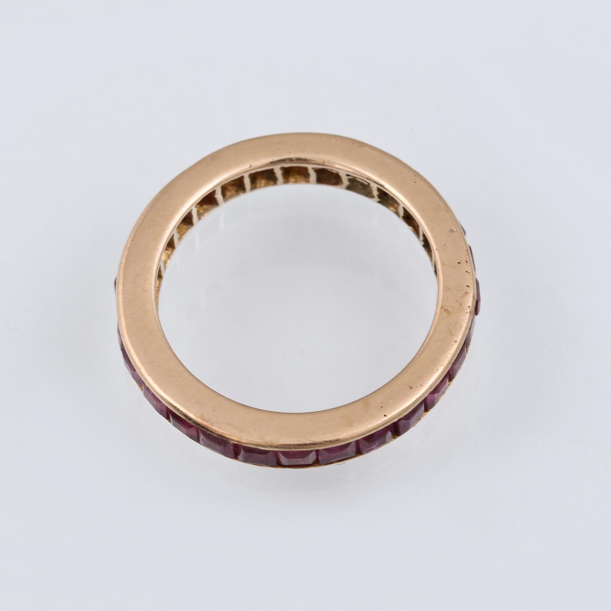 RING, 14K guld med carréslipade rubiner. Vikt 2,2 gram.