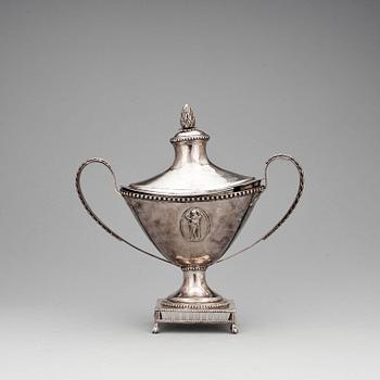 SOCKERSKÅL, silver, Anders Hjulström, Köping 1790. Vikt 544 gram.